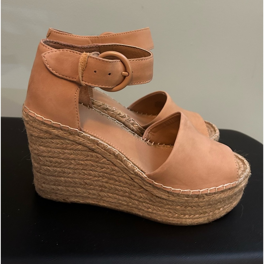 Marc Fisher espadrille sandals